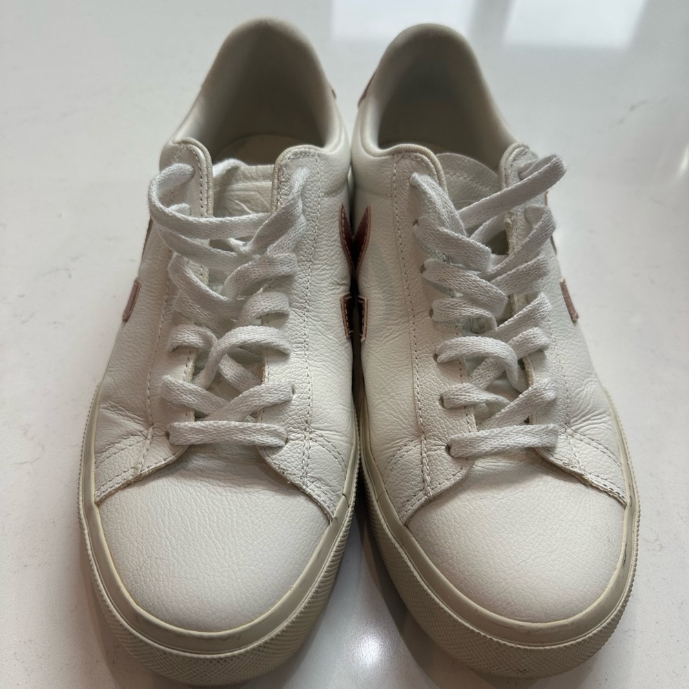 Veja White and Pink Women's Sneakers